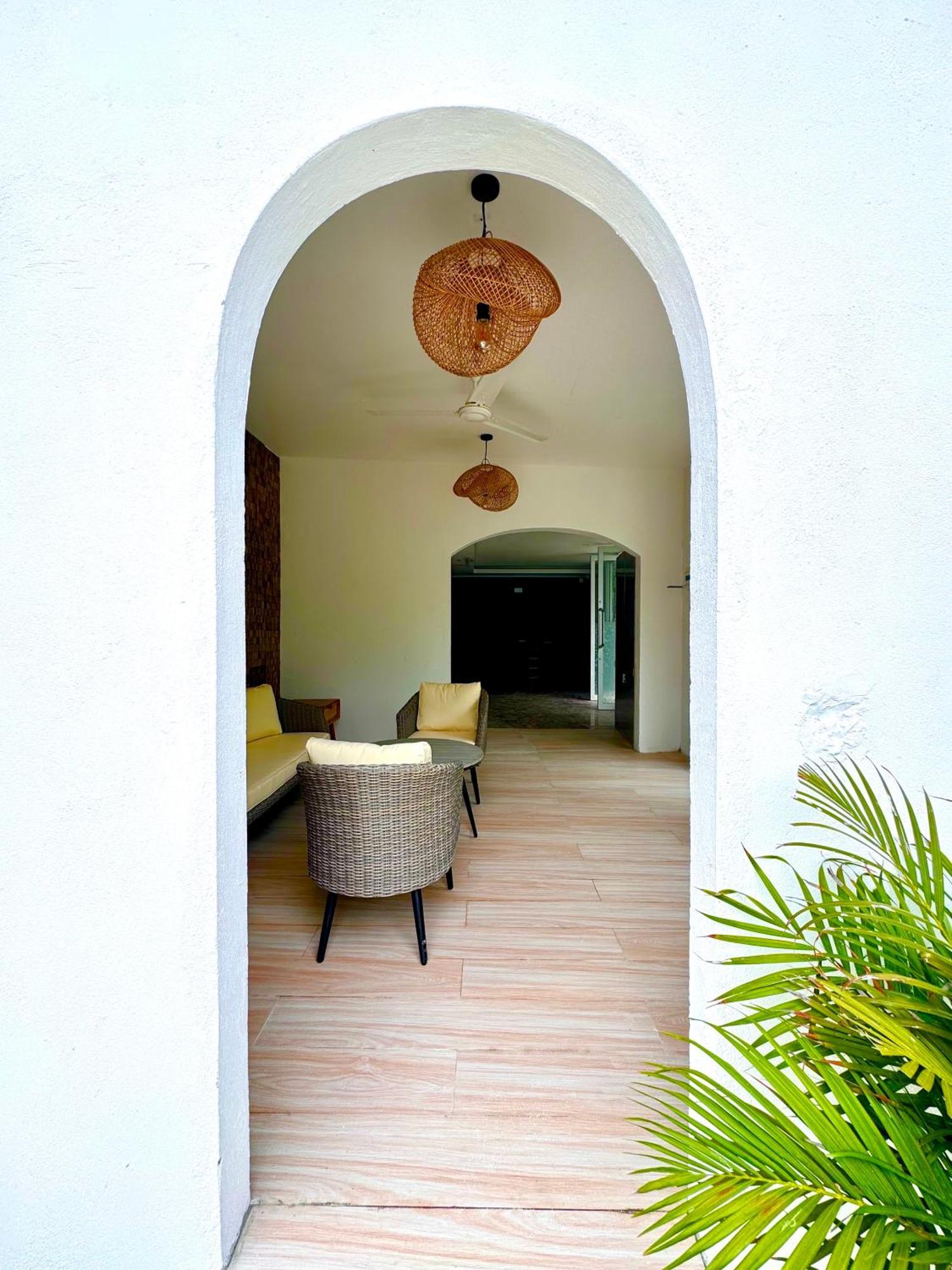 Sands Garden Hotel Thoddoo Exterior foto